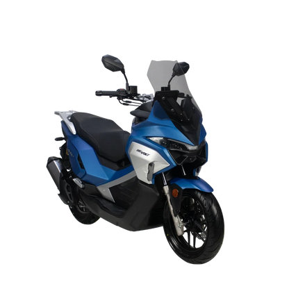 Volta RSX7 in Blau, Dreiviertelansicht von vorn.