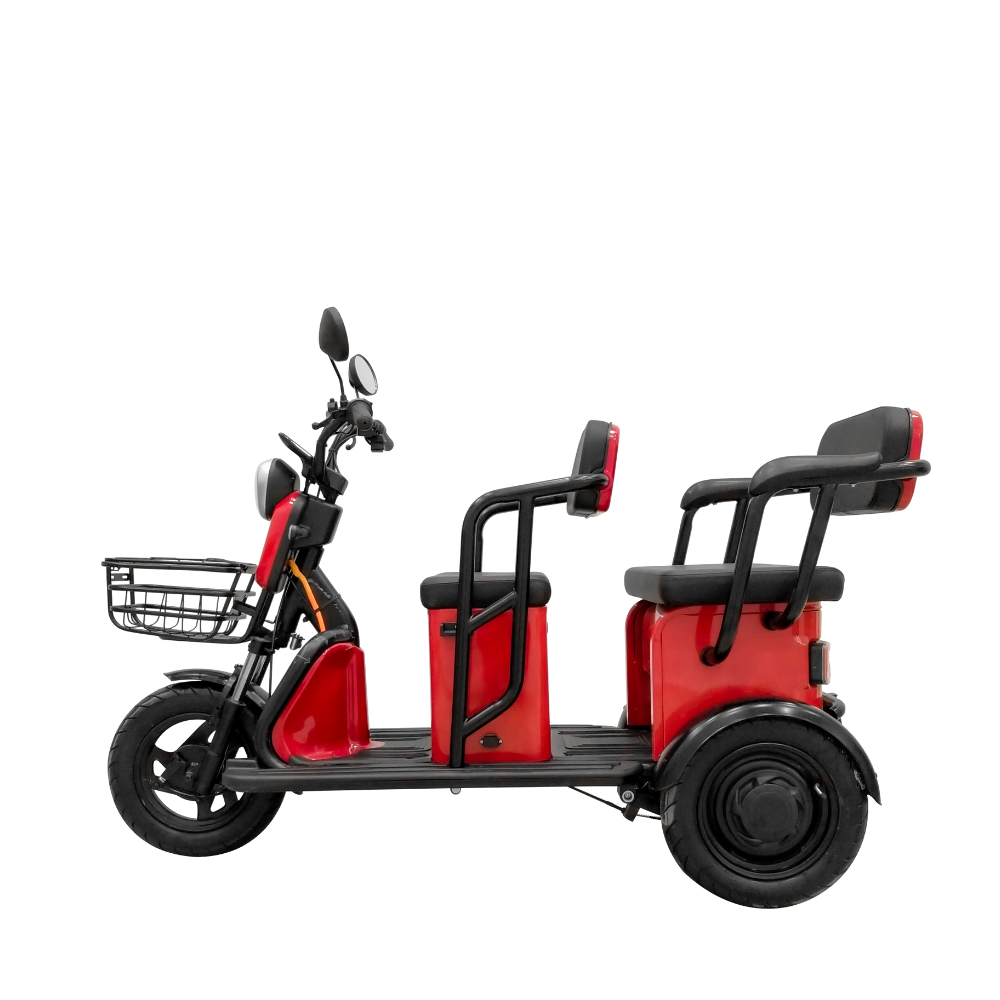 Volta APM5 in Rot, Seitenansicht mit Front nach links.