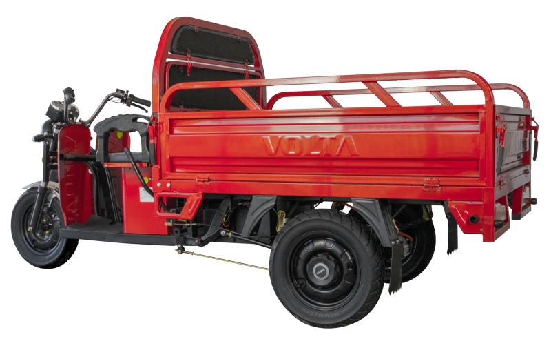 Volta VT5 alte Generation ohne Haube in Rot, Heck und linke Fahrzeugseite.