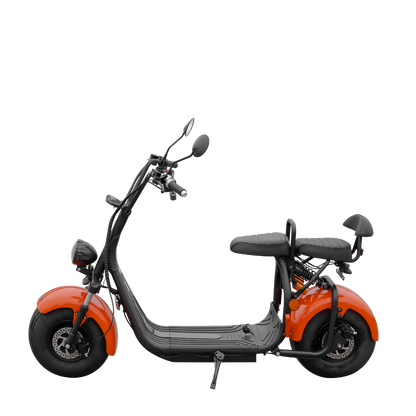 Volta SE 03 MAX in Orange, Seitenansicht mit Front nach links.